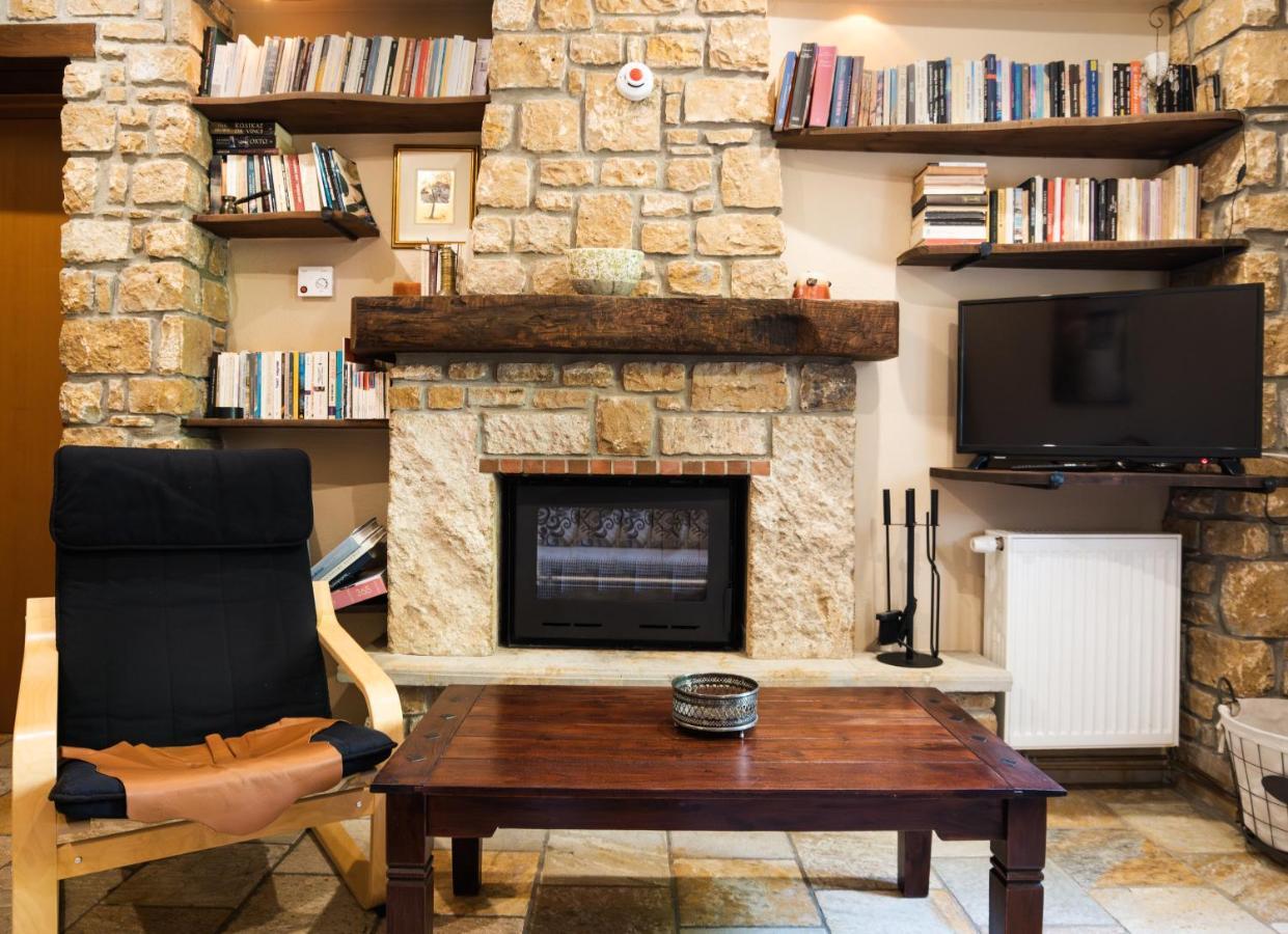 Country Cottage I & Country Cottage II 폴리이로스 외부 사진